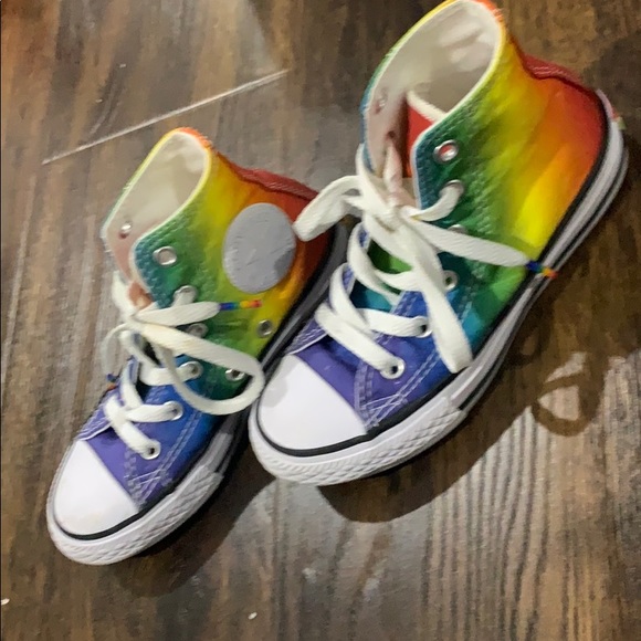 Kids Rainbow Converse high tops - Picture 7 of 7